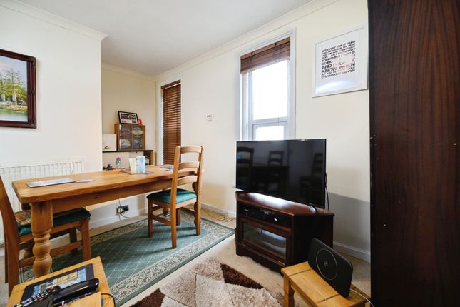 70b, Highland Road, SOUTHSEA photo 2