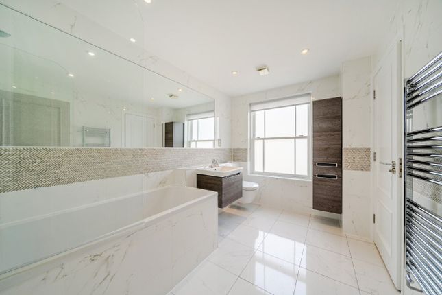 10, Gunnersbury Mews, London photo 4