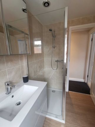Foxhill Road, Reading photo 5