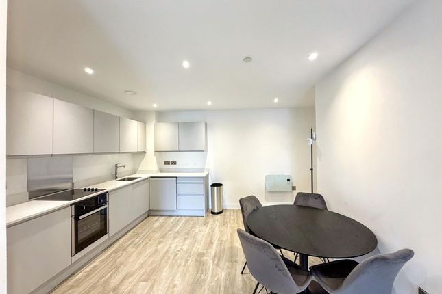 21, Derwent Street, Salford photo 3