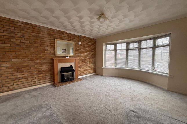 82, Hilltop, Llanelli photo 4