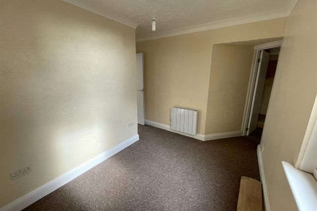 Flat 1, 44, New Road, Littlehampton photo 5