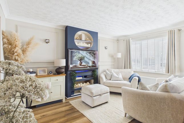 11 Boynton Drive, Nottingham photo 4