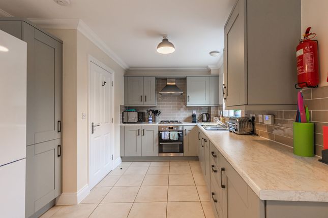 19 Eccles Way, Holt photo 2