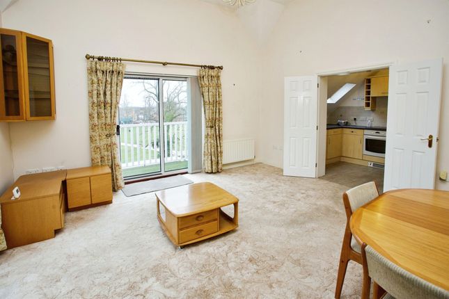 Flat for sale in Romsey Road, Eastleigh