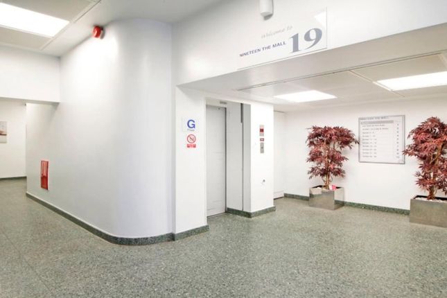 19 The Mall, Bromley Kent photo 2