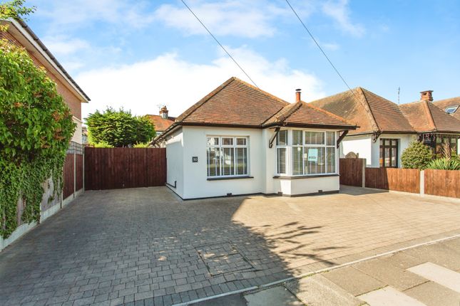 3-bed bungalow on 50, Acacia Drive, Essex, £550,000