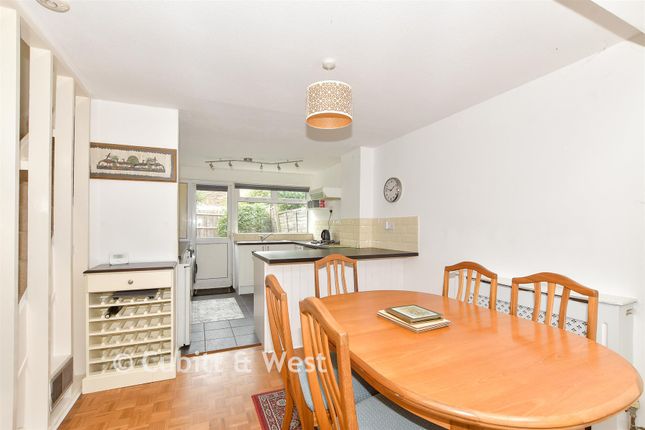 Bateman Court, Forestfield, Crawley photo 4