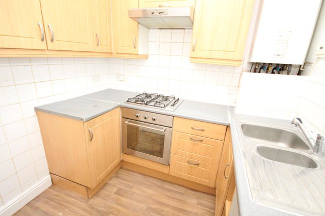 193c, Western Avenue, Dagenham photo 2