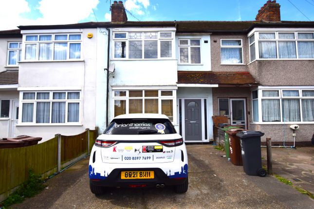 Thumbnail Terraced house to rent in Temple Avenue, Dagenham