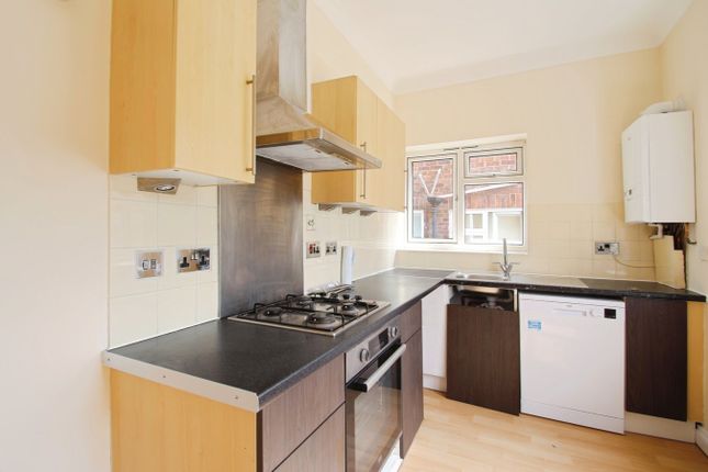 22, Swallow Street, Iver Heath photo 3