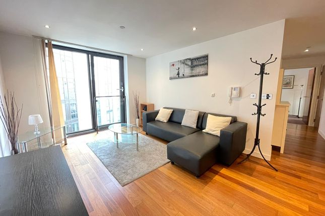 Flat to rent in City Lofts, St. Pauls Square, Sheffield