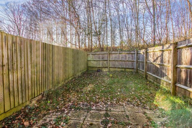24, Abbots Way, Kettering photo 2