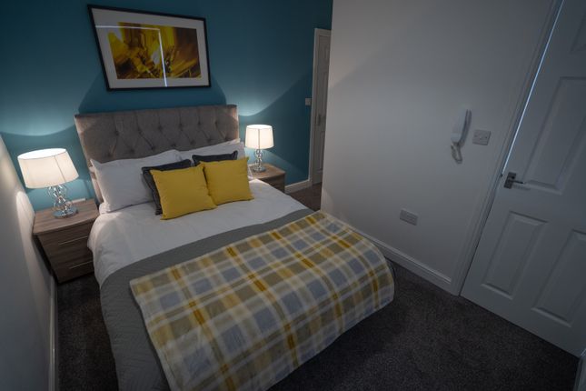 Modern 5-Bedroom House Share Â€“ Conway Street, Barnsley Zero Deposit