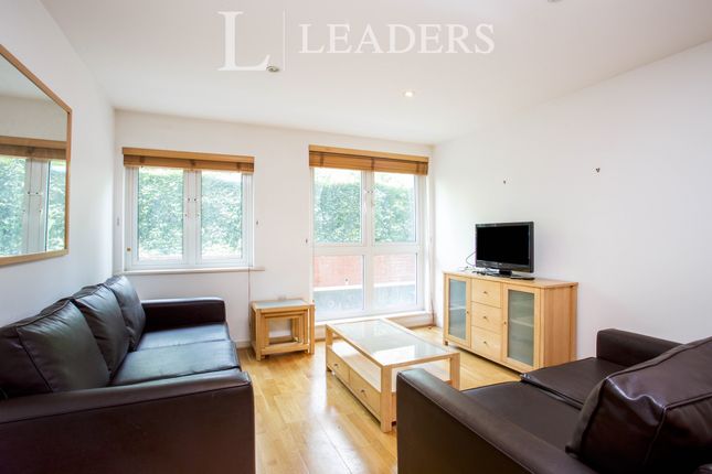 Flat 6, Park Heights, Woking photo 5