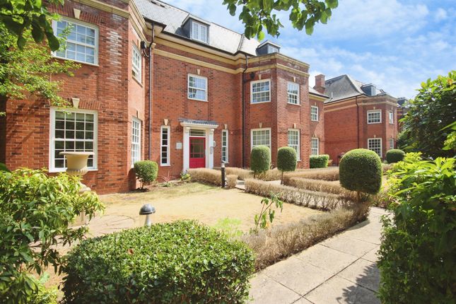 1, John Cullis Gardens, Leamington Spa photo 2
