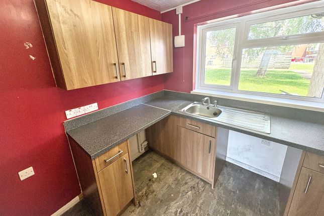 88 Westcroft, Chippenham photo 5