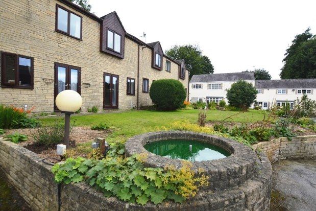 Thumbnail Cottage to rent in Fairwinds Close, Dronfield