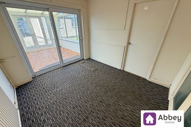 8 Somerfield Walk, Leicester photo 3