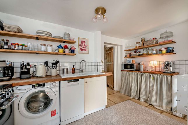 1 Mount Pleasant Cottages,, Mount Pleasant, Gloucestershire photo 4