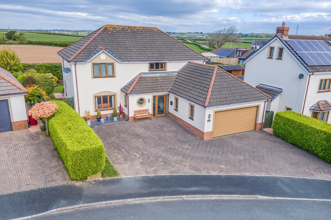 4-bed house on Llandre, 3 Glenfield Park, Milford Haven, £450,000