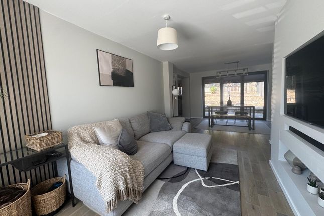 2-bed house on 31, Nether field Way, Thorpe Astley, £1,250/mo