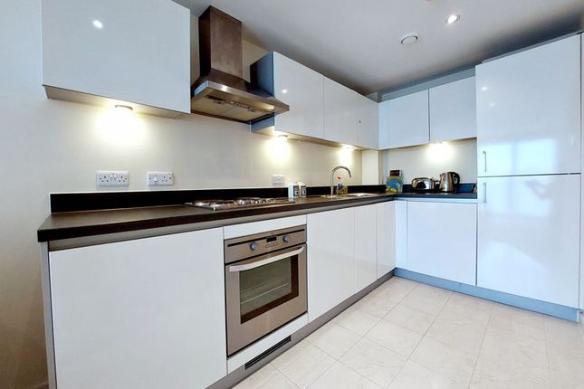 Flat for sale in Durnsford Road, London