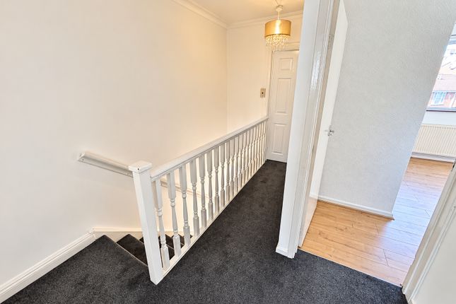 76, Holland Road, Chatham photo 5