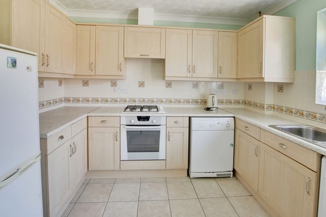 15, Marsh Close, March photo 3