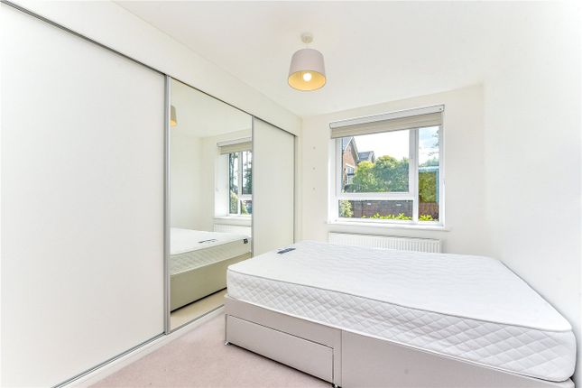 Flat for sale in College Street, Petersfield, Hampshire