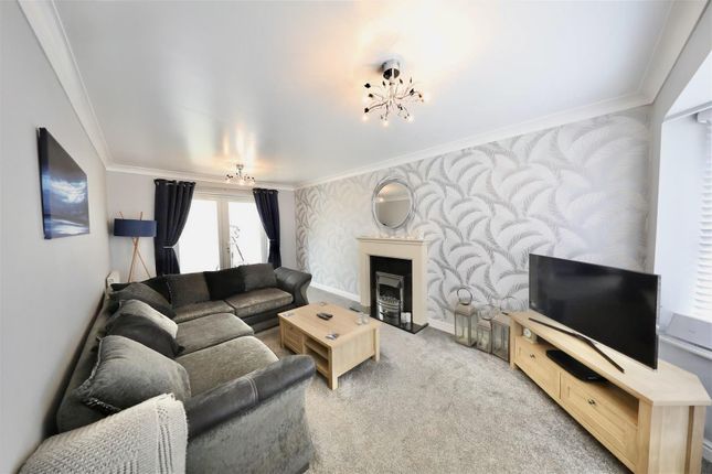 56, Shinewater Park, Hull photo 4