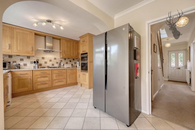 18 Elizabeth Drive, Epping photo 3