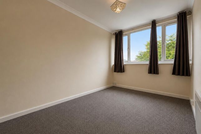 341A, Milton Road, Waterlooville photo 4