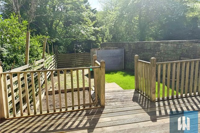 68, Nabcroft Lane, Huddersfield photo 3