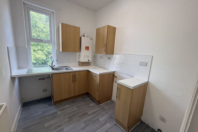 Flat 2, 76 Church Lane, Harpurhey photo 2