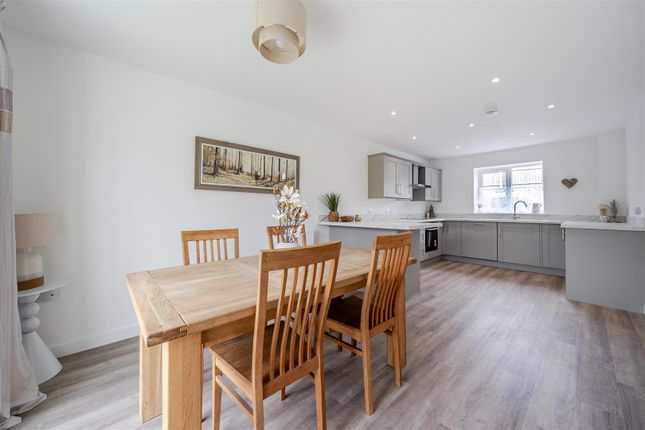 Fernmead House, 5, Western Cottages, Ivybridge photo 4
