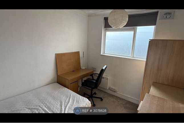 Melville Court Goldhawk Road, London photo 4