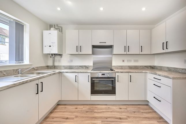 Plot 27, Hares Leap, 24, Joyce Winmill Drive, Bishops Stortford photo 3