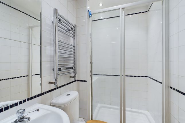 Flat 6, Malvern Hill House, Pittville, Cheltenham photo 4