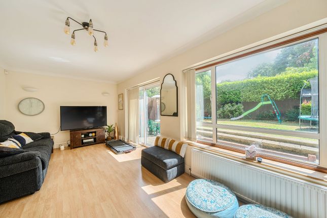 1B,, Spring Lane, Berkshire photo 2