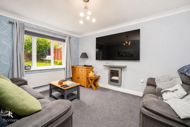 9, Sandby Close, Bacup photo 3