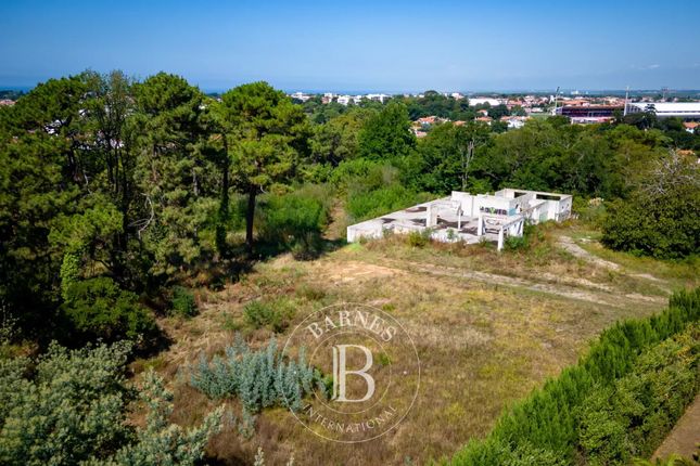 Land for sale in Biarritz, 64200, France