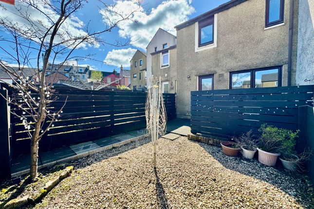 Terraced house for sale in Bellmans Close, Beith