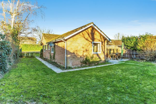Semi-detached bungalow for sale in West Drive, Highfields Caldecote, Cambridge