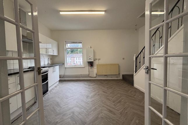 2, Prospect Place, Merthyr Tydfil photo 5