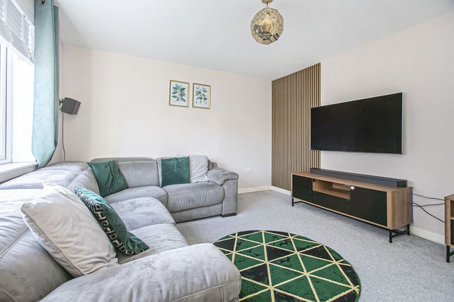 11, Rosslyn Crescent, Kirkcaldy photo 2