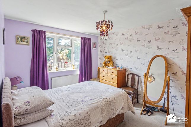29, The Crescent,, Thornton Le Dale photo 4