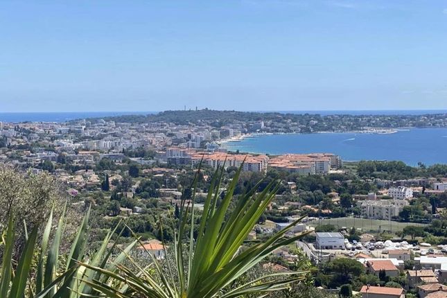 Villa for sale in Vallauris, Super Cannes, 06220, France
