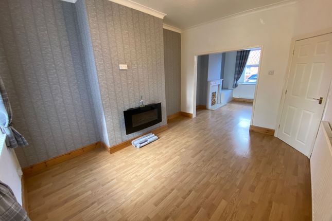 6, Mawddwy Avenue, Wrexham photo 2