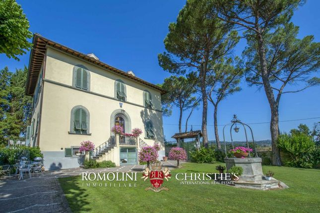 Villa for sale in Florence, Tuscany, Italy